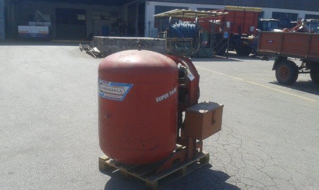 Compressore Campagnola serbatoio 600 Lt usato in vendita